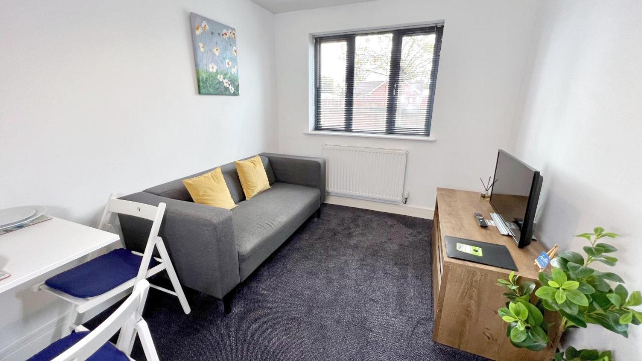 Cross Court, Stafford By Bell Apartments Kültér fotó